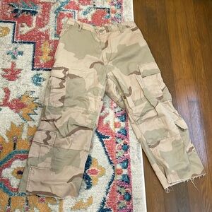 High waisted camo cargo pants